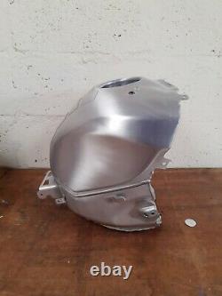 BMW S1000RR HP4 K60 genuine Alloy Race Fuel Tank 16118382651