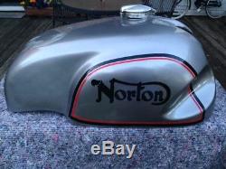 Norton Race Tank, fiberglass, wideline, Triton, caferacer