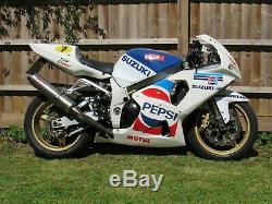 Suzuki Gsxr 1000 K1 K2 Race Track Fairing And Fuel Tank 2001 2002