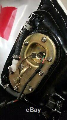 Yamaha R7 OEM fuel tank and pump, YZFR7 OW-02 WSBK MotoGP BSB IOMTT race R71 AMA